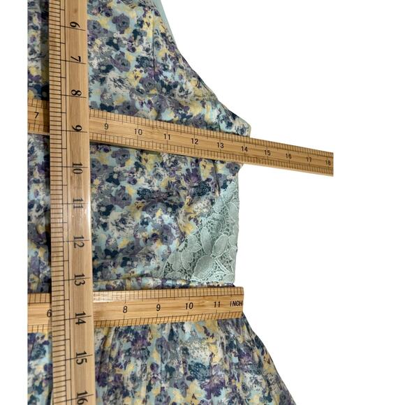 Disney Cinderella Pastel Blue Floral Fit and Flare Dress Size S Princess Cutouts - Picture 10 of 10